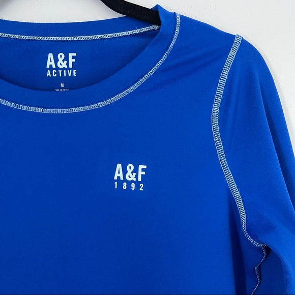 Abercrombie Long Sleeve Workout Shirt - Picture 3 of 10